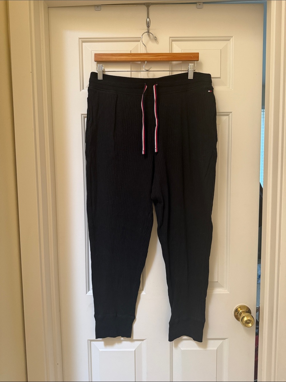 Women’s Tommy Hilfiger 100% cotton Black Ribbed Joggers collegiate 90s - Large